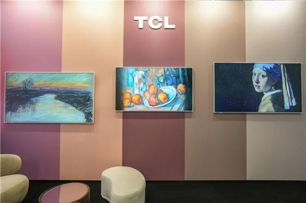 全球巡展第三站  “TCLArt灵感美学馆丨法国大皇宫”展览启幕 