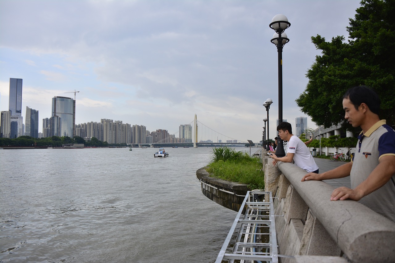 广州为低空经济立法 拟推动空中通勤等新业态