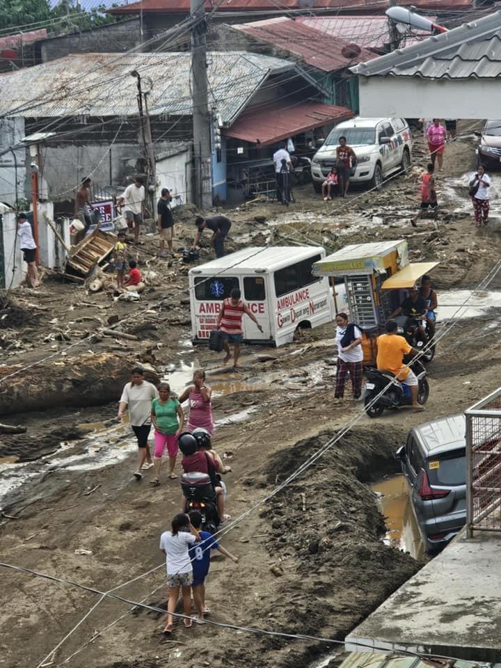 台风“潭美”已致菲律宾145人死亡