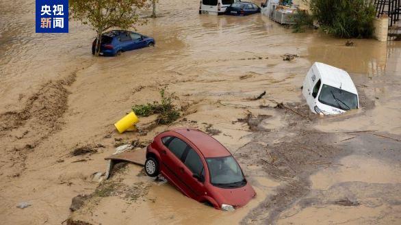 西班牙遭遇强降雨天气 至少5人失踪